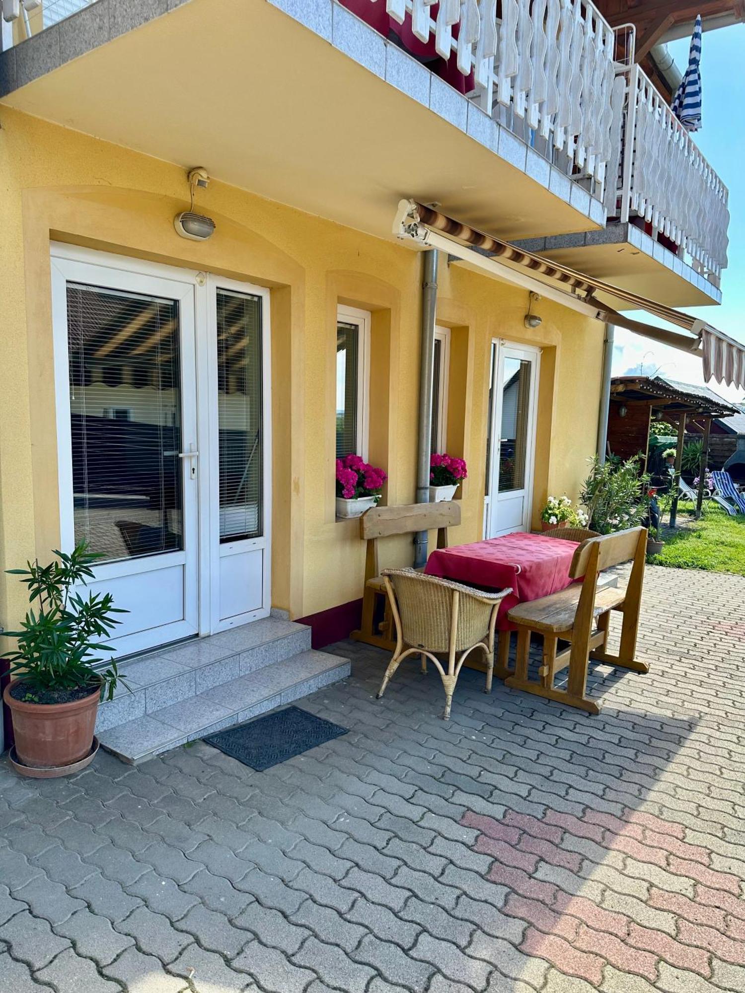 Judit Apartments Хевиз Экстерьер фото
